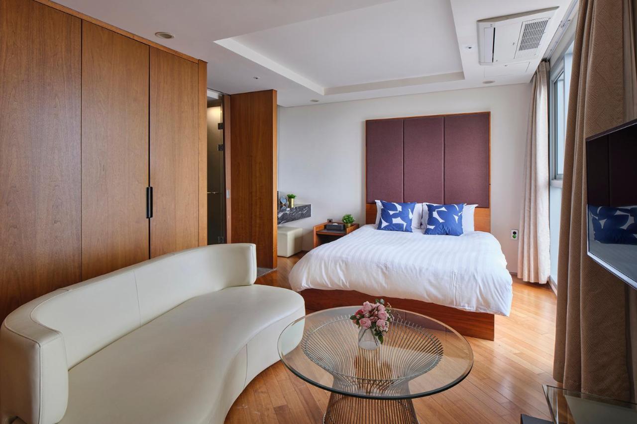 The Island Blue Hotel Seogwipo Exterior photo